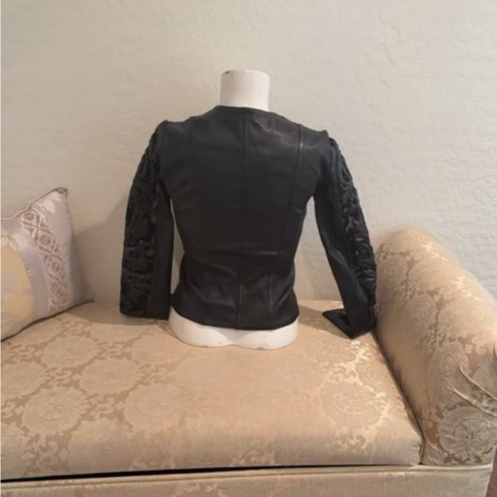 Jitrois Black Leather -Cotton -Netting Blend Jacket. It’s absolutely gorgeous! - Picture 3 of 5